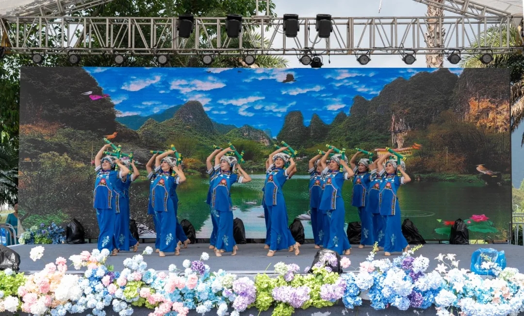 国庆假期 贵州兴义万峰林旅游持续升温(图6)